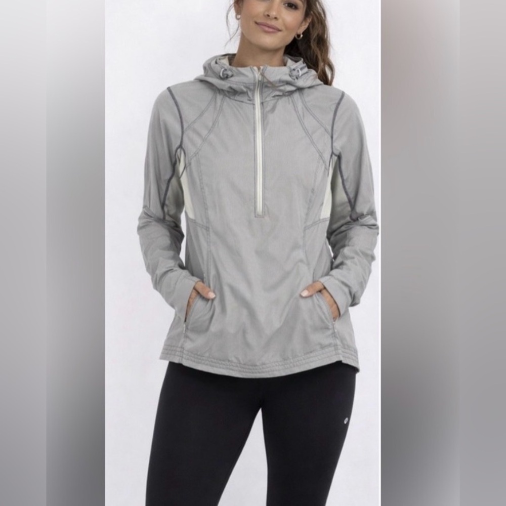 Lululemon Lightweight 1/2 Zip Jacket Size 6 Grey Athletic Running Pullover